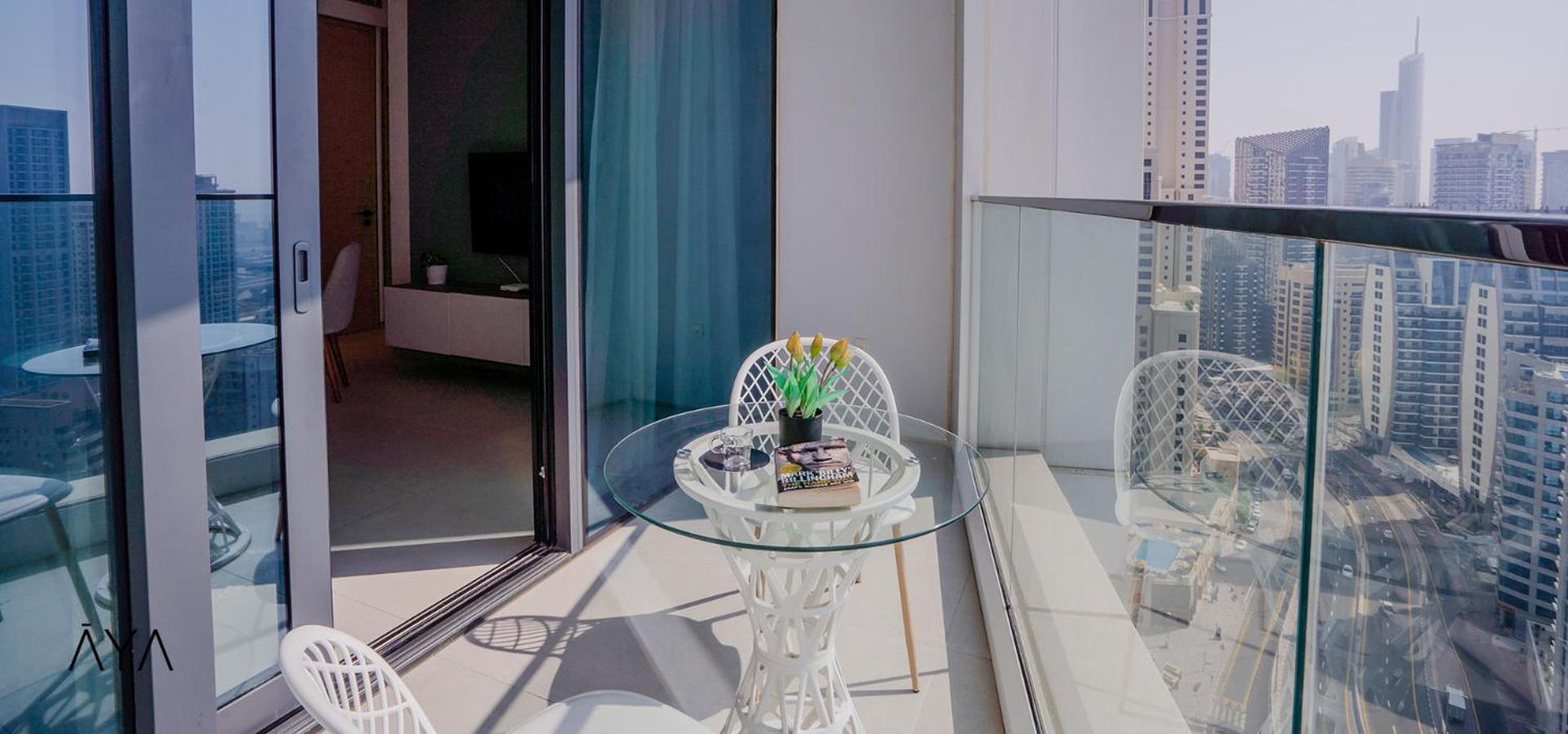 Jumeirah Gate Tower 1 - Stylish Apartment With Pool & City Views Дубай Экстерьер фото
