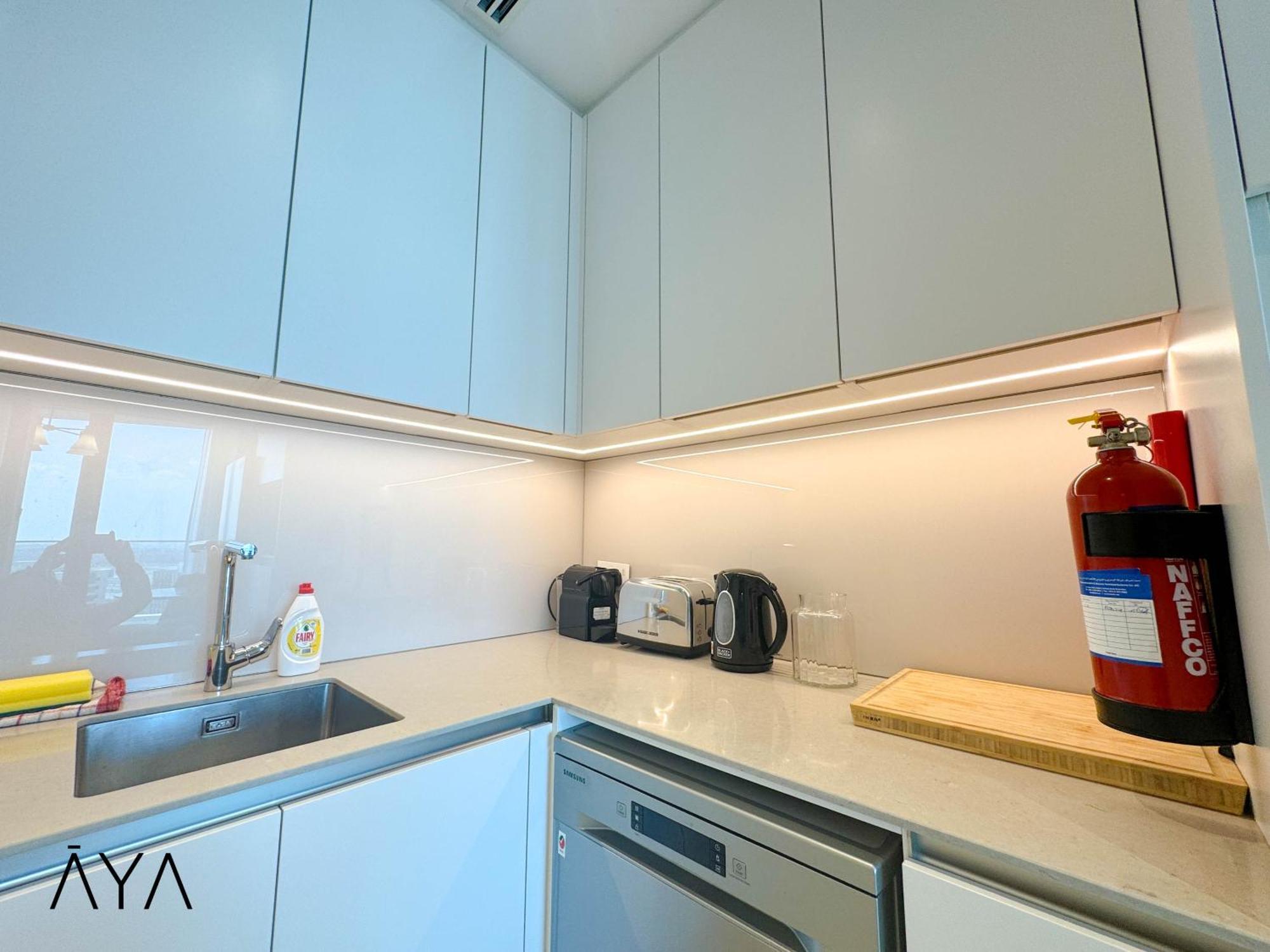 Jumeirah Gate Tower 1 - Stylish Apartment With Pool & City Views Дубай Экстерьер фото